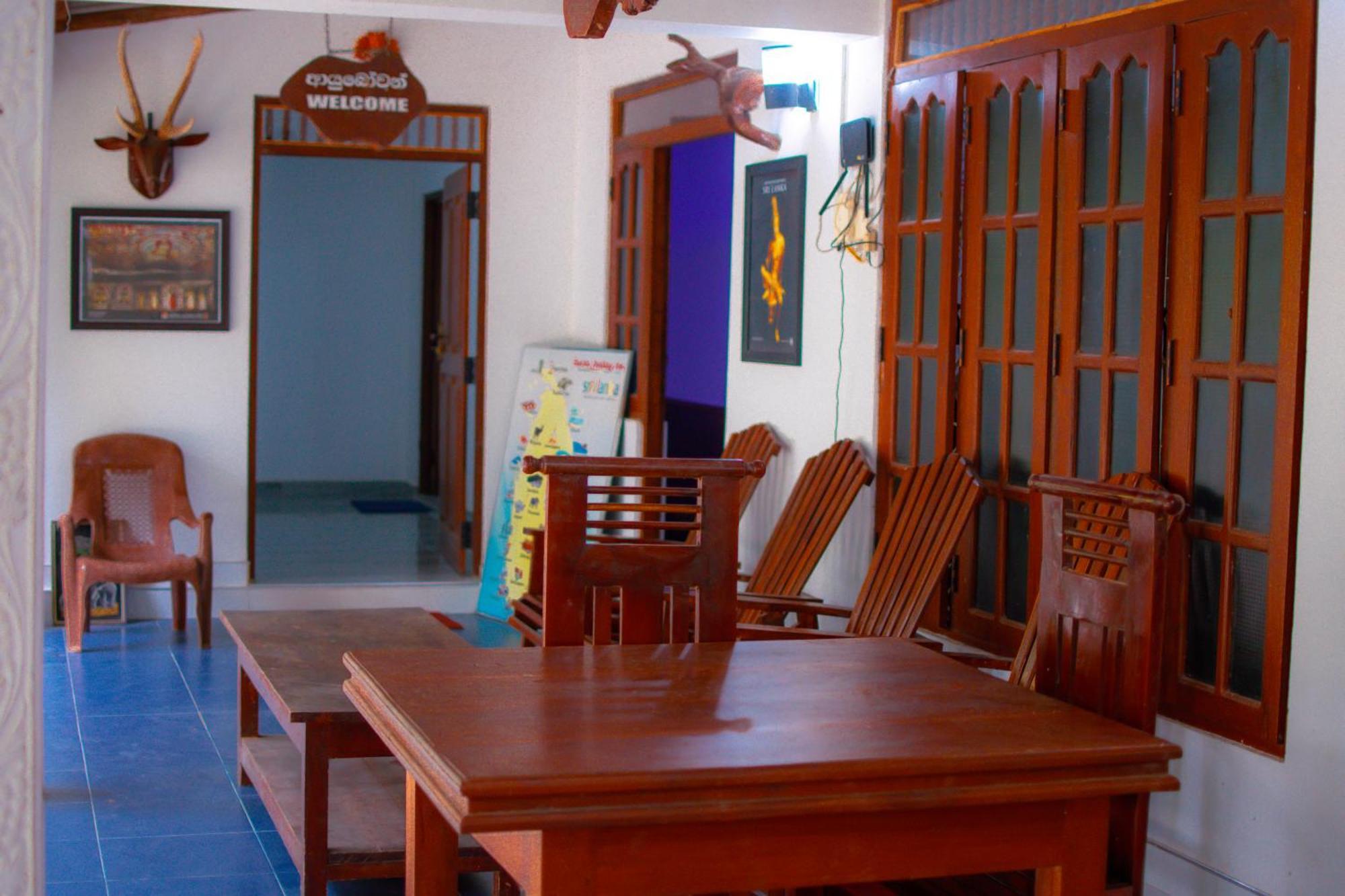 Tourist Holiday Inn Dambulla Eksteriør billede